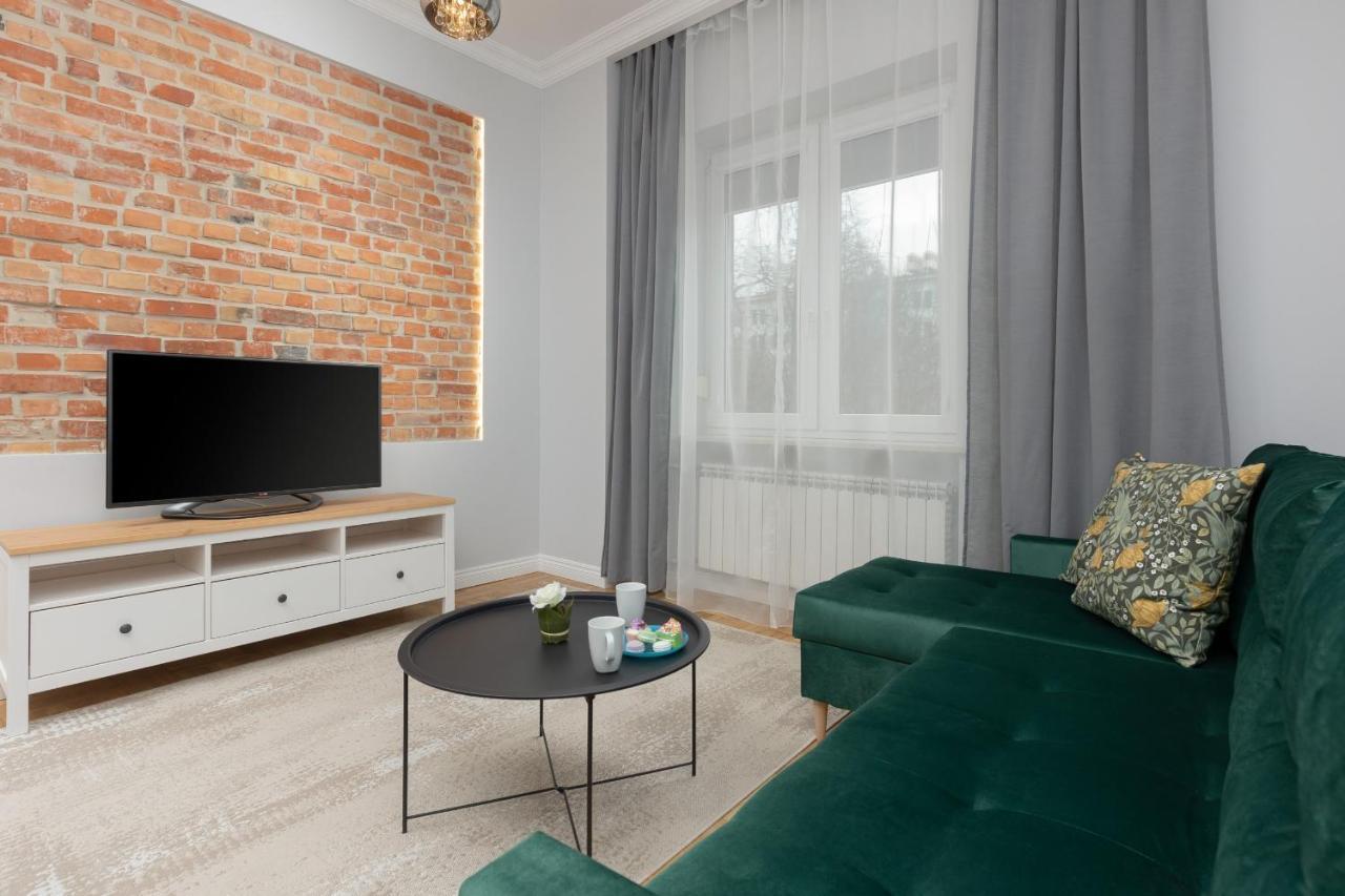 Warszawa Ochota Modern Apartment For Families By Noclegi Renters Dış mekan fotoğraf