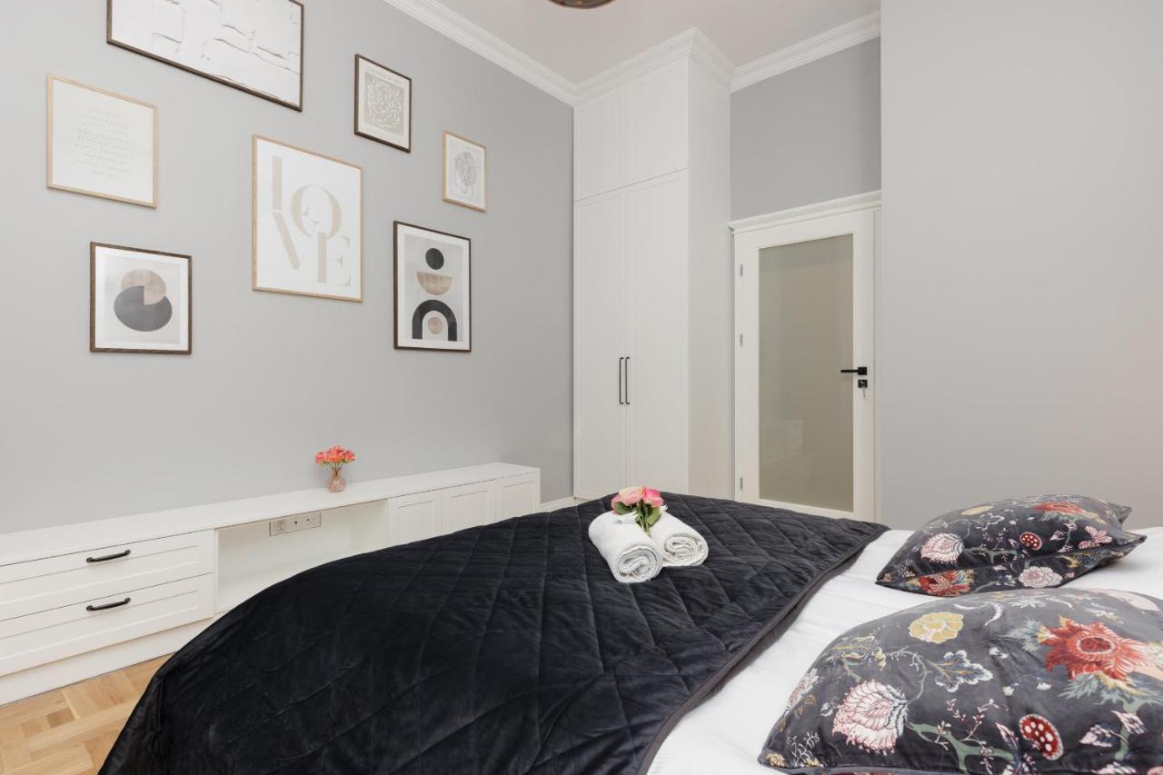 Warszawa Ochota Modern Apartment For Families By Noclegi Renters Dış mekan fotoğraf