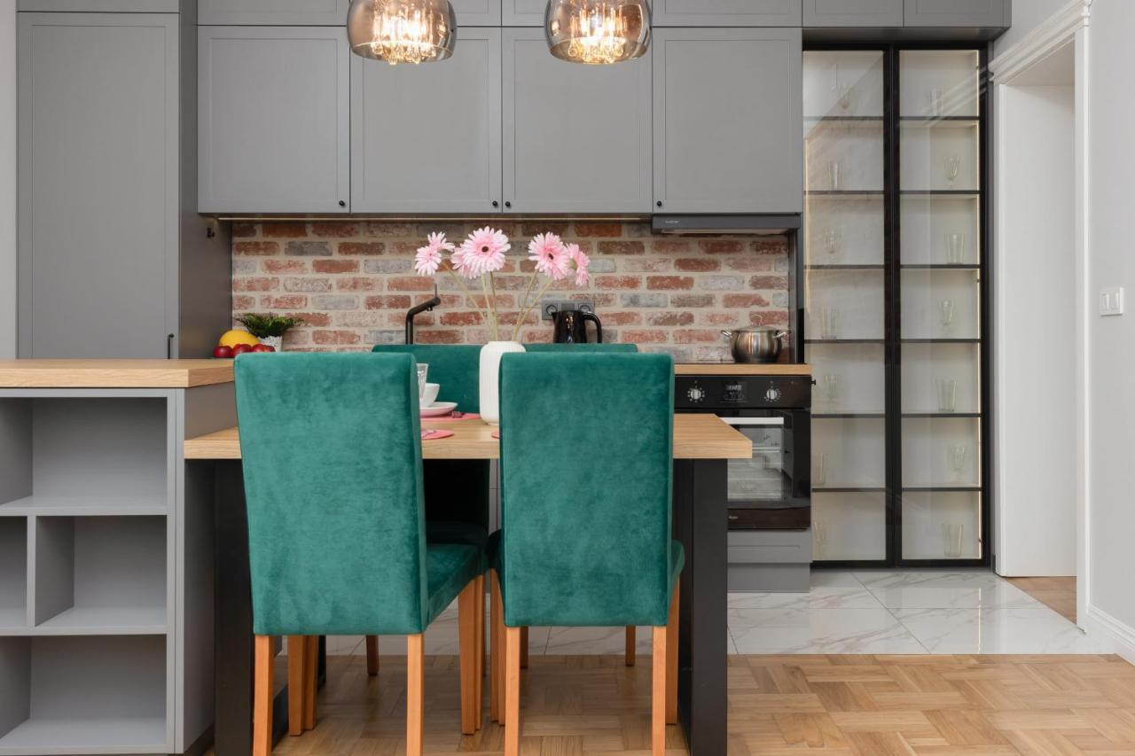 Warszawa Ochota Modern Apartment For Families By Noclegi Renters Dış mekan fotoğraf